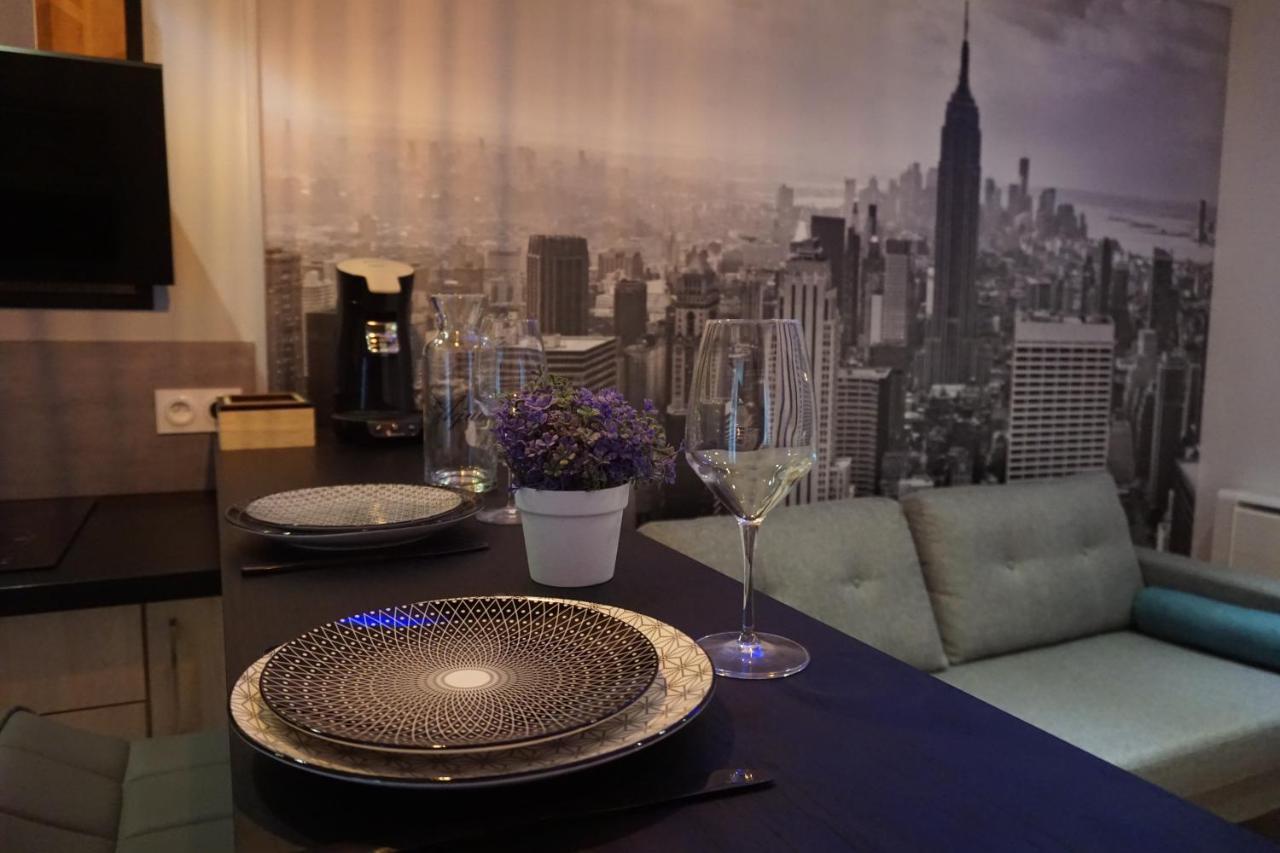 Appart Chic & Moderne Avec Balcon 라로츠수르욘 외부 사진