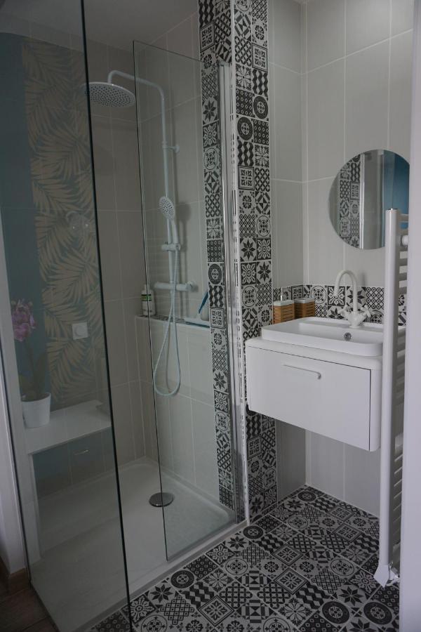 Appart Chic & Moderne Avec Balcon 라로츠수르욘 외부 사진