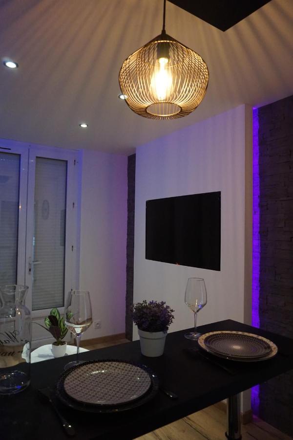 Appart Chic & Moderne Avec Balcon 라로츠수르욘 외부 사진